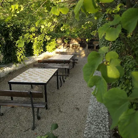 Arroyo Parrilla * لا إرويلا