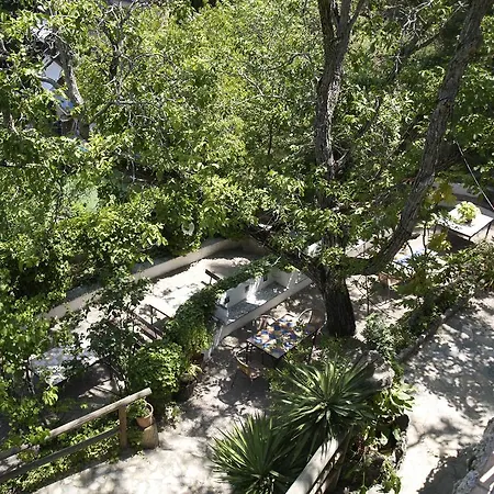 Arroyo Parrilla * لا إرويلا